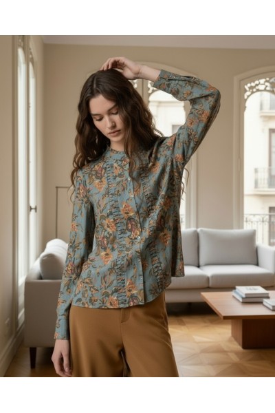 BLUSA FLUIDA CON FRUNCES